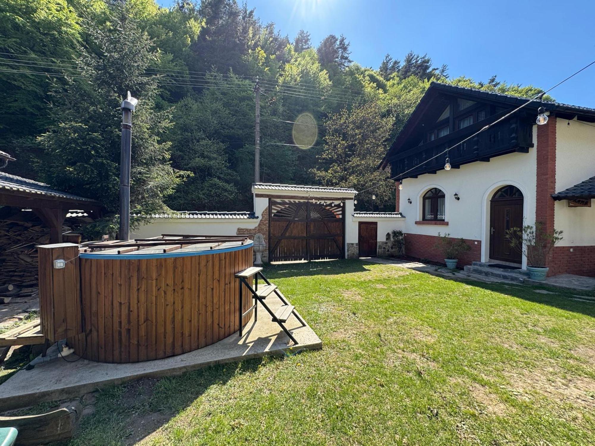 Casa Stefania 호텔 Tălmaciu 외부 사진