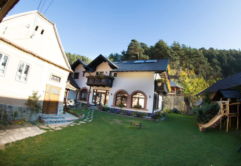 Casa Stefania 호텔 Tălmaciu 외부 사진