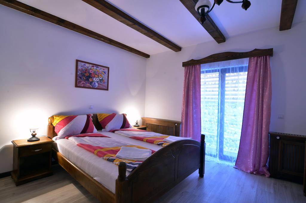 Casa Stefania 호텔 Tălmaciu 객실 사진